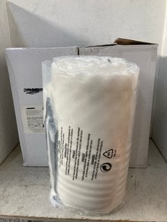 Lot 1013  
            Marchington SR18 - Parcel Delivery Only 
                
2 X COMFORT MEMORY FOAM TOPPER WITH STRAPS - SIZE: 160CM X 190CM X 4CM: LOCATION ...
