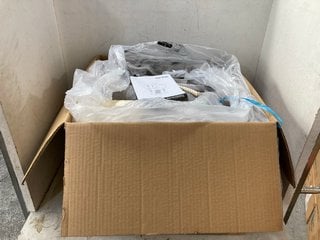 Lot 1017  
            Marchington SR18 - Parcel Delivery Only 
                
2 X FEANDREA PCT40W CAT TREES WITH SCRATCHING POST AND RAMP - COMBINED ORIGINAL R...