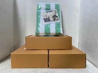 Lot 1050  
            Marchington SR18 - Parcel Delivery Only 

                
4 X SETS OF 2 CABANA STRIPE SEAFOAM GREEN BEACH TOWELS: LOCATION - BR3