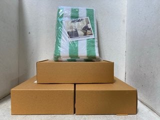 Lot 1051  
            Marchington SR18 - Parcel Delivery Only 

                
4 X SETS OF 2 CABANA STRIPE SEAFOAM GREEN BEACH TOWELS: LOCATION - BR3