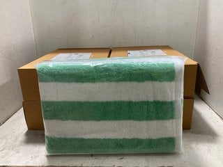 Lot 1263  
            Marchington SR18 - Parcel Delivery Only 

                
5 X SETS OF 2 CABANA STRIPE SEAFOAM GREEN BEACH TOWELS - COMBINED ORIGINAL RRP:£1...