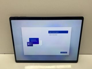 Lot 1006  
            Nationwide - Parcel Delivery Only 

                
MICROSOFT SURFACE PRO 11TH EDITION, SNAPDRAGON X 12 CORE-X1E8100, 16 RAM, 256GB, ...