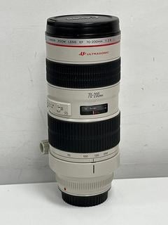 Lot 102  
            Nationwide - Parcel Delivery Only 

                
CANON EF 70-200MM F2.8 L USM LENS. (WITH CANON LZ-1326 LENS CASE & LENS CAPS) [JP...