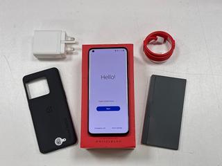 Lot 17  
            Nationwide - Parcel Delivery Only 

                
ONEPLUS 10 PRO 5G 128GB SMARTPHONE IN VOLCANIC BLACK: MODEL NO NE2213 (WITH BOX, ...