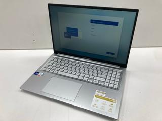Lot 78  
            Nationwide - Parcel Delivery Only 

                
ASUS VIVOBOOK 16 1TB LAPTOP IN SILVER: MODEL NO X1605VA (WITH CHARGING CABLE). 13...