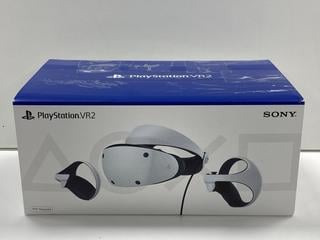 Lot 86  
            Nationwide - Parcel Delivery Only 

                
SONY PLAYSTATION 5 VR2 GAMING VR HEADSET (ORIGINAL RRP - £399) IN WHITE: MODEL NO...