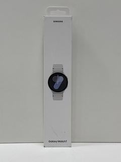 Lot 96  
            Nationwide - Parcel Delivery Only 

                
SAMSUNG GALAXY WATCH 7 | 44MM SMARTWATCH IN SILVER: MODEL NO SM-L310 (WITH BOX & ...