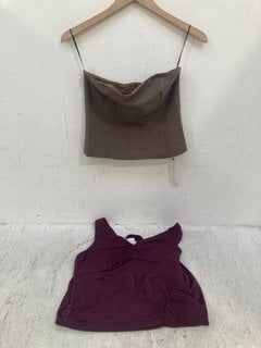 Lot 1053  
            Marchington SR14 - Parcel Delivery Only 
                
REFORMATION SANDRO KNIT TOP IN TRUFFLE - UK SIZE M TO INCLUDE REFORMATION EMMA KN...