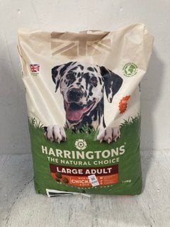 Lot 1097  
            Marchington SR14 - Parcel Delivery Only 
                
HARRINGTONS 14KG LARGE ADULT CHICKEN FLAVOURED DOG FOOD - BBE 29.11.26: LOCATION ...