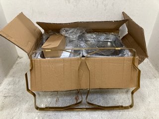 Lot 1110  
            Marchington SR14 - Parcel Delivery Only 

                
2 X WILPREP 9L DISH SET FOOD WARMERS IN STAINLESS STEEL: LOCATION - F11