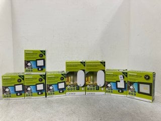Lot 1206  
            Marchington SR14 - Parcel Delivery Only 

                
8 X LUCECO ITEMS TO INCLUDE ESSENCE 20W MUKTI POSITION SECURITY LIGHT: LOCATION -...