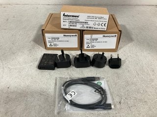 Lot 1231  
            Marchington SR14 - Parcel Delivery Only 
                
HONEYWELL UNIVERSAL AC ADAPTOR KIT - COMBINED ORIGINAL RRP £202: LOCATION - F15