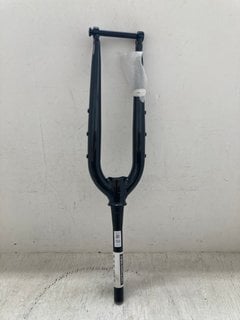 Lot 133  
            Marchington SR14 - Parcel Delivery Only 

                
SONDER 140MM BICYCLE FORK: LOCATION - H4