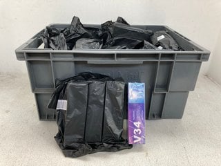 Lot 1388  
            Marchington SR14 - Parcel Delivery Only 

                
QTY OF V34 WEST&MONTH TOOTHPASTE: LOCATION - E15