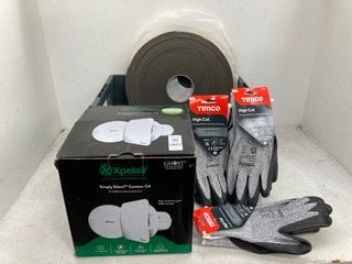 Lot 1407  
            Marchington SR14 - Parcel Delivery Only 

                
QTY OF ASSORTED HARDWARE & ACCESSORIES TO INCLUDE XPELAIR SIMPLY SILENT CONTOUR C...