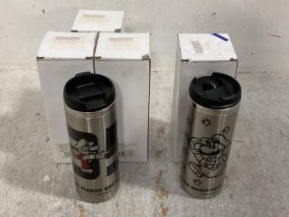 Lot 203  
            Marchington SR14 - Parcel Delivery Only 

                
3 X SUPER MARIO BROS 35TH ANNIVERSARY THERMAL FLASKS TO INCLUDE MARIO BROS THERMA...