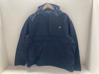 Lot 239  
            Marchington SR14 - Parcel Delivery Only 
                
LYLE & SCOTT FLEECE LINED NYLON OVERHEAD ANORAK - NAVY - SIZE XXL: LOCATION - H7
