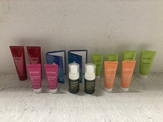 Lot 301  
            Marchington SR14 - Parcel Delivery Only 

                
14 X ELEMIS PRODUCTS TO INCLUDE 2 X ELEMIS SUPERFOOD GLOW PRIMING ILLUMINATED MOI...