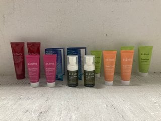 Lot 303  
            Marchington SR14 - Parcel Delivery Only 

                
14 X ELEMIS PRODUCTS TO INCLUDE 2 X ELEMIS SUPERFOOD GLOW PRIMING ILLUMINATED MOI...