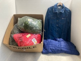 Lot 310  
            Marchington SR14 - Parcel Delivery Only 

                
QTY OF ASSORTED WOMENS CLOTHING/NIGHTWEAR IN VARIOUS SIZES TO INCLUDE CENTIGRADE ...