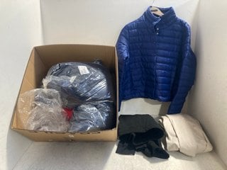 Lot 313  
            Marchington SR14 - Parcel Delivery Only 

                
QTY OF ASSORTED WOMENS CLOTHING/NIGHTWEAR IN VARIOUS SIZES TO INCLUDE HELENE BERM...