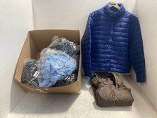 Lot 315  
            Marchington SR14 - Parcel Delivery Only 

                
QTY OF ASSORTED WOMENS CLOTHING/NIGHTWEAR IN VARIOUS SIZES TO INCLUDE CENTIGRADE ...