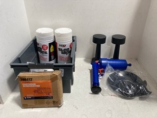 Lot 453  
            Marchington SR14 - Parcel Delivery Only 

                
QTY OF ASSORTED ITEMS TO INCLUDE BUILD CRAFT 4V CORDLESS CARTRIDGE SCREWDRIVER: L...