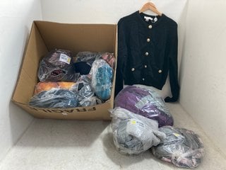 Lot 574  
            Marchington SR14 - Parcel Delivery Only 
                
QTY OF ASSORTED WOMENS CLOTHING/NIGHTWEAR IN VARIOUS SIZES TO INCLUDE FINERY SASK...