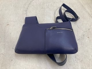 Lot 628  
            Marchington SR14 - Parcel Delivery Only 
                
RADLEY LONDON POCKETS ICON ZIP TOP CROSSBODY BAG IN NAVY - ORIGINAL RRP £179: LOC...