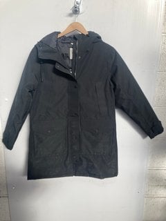 Lot 665  
            Marchington SR14 - Parcel Delivery Only 

                
TRETORN EXPLORER FIELD PARKA - DEEP BLACK - SIZE MEDIUM - ORIGINAL RRP £220: LOCA...