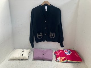 Lot 671  
            Marchington SR14 - Parcel Delivery Only 

                
4 X ASSORTED WOMENS CLOTHING IN SIZE SMALL TO INCLUDE MONSOON PRIM FLORAL DRESS I...