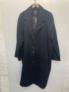 Lot 702  
            Marchington SR14 - Parcel Delivery Only 

                
CENTIGRADE SINGLE BREASTED TRENCH COAT IN BLACK - SIZE 4XL: LOCATION - G9