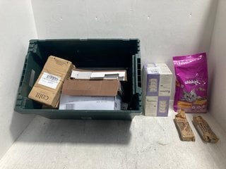Lot 743  
            Marchington SR14 - Parcel Delivery Only 

                
QTY OF ASSORTED PET ITEMS TO INCLUDE WHISKAS 1.9KG CHICKEN CAT FOOD - BBE 12.2026...