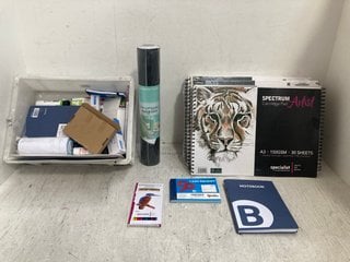 Lot 760  
            Marchington SR14 - Parcel Delivery Only 

                
QTY OF ASSORTED STATIONARY ITEMS TO INCLUDE SPECTRUM SPECIALIST WATERCOLOUR PENCI...