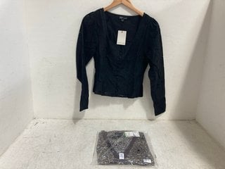 Lot 796  
            Marchington SR14 - Parcel Delivery Only 

                
NOBODY'S CHILD KHARIAN MINI DRESS IN REECE VINTAGE - UK SIZE 10 TO INCLUDE NOBODY...