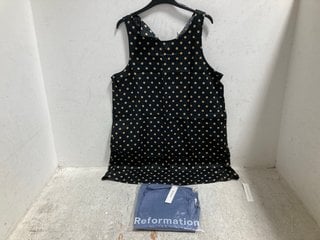 Lot 831  
            Marchington SR14 - Parcel Delivery Only 
                
REFORMATION JESSI LINEN DRESS IN RITZ DOT - UK SIZE 10 TO INCLUDE REFORMATION JES...