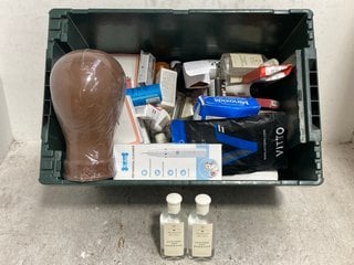 Lot 838  
            Marchington SR14 - Parcel Delivery Only 
                
QTY OF ASSORTED HEALTH & BEAUTY ITEMS TO INCLUDE BRAUN S7 WET & DRY ELECTRIC SHAV...