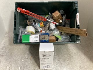 Lot 844  
            Marchington SR14 - Parcel Delivery Only 
                
QTY OF ASSORTED HARDWARE & ACCESSORIES TO INCLUDE HYFIVE TRAILER HITCH LOCK: LOCA...