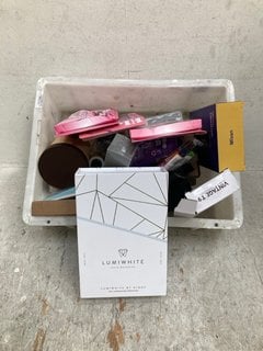 Lot 924  
            Marchington SR14 - Parcel Delivery Only 
                
QTY OF ASSORTED BEAUTY ITEMS TO INCLUDE ESPA 75ML BERGAMOT & JASMINE CONDITIONER:...