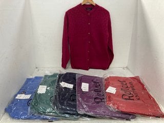Lot 993  
            Marchington SR14 - Parcel Delivery Only 

                
QTY OF REFLECT KNITWEAR CARDIGANS IN VARIOUS COLOURS - SIZE L/XL: LOCATION - F5