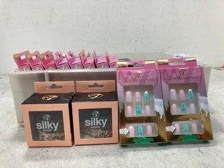 Lot 995  
            Marchington SR14 - Parcel Delivery Only 

                
QTY OF W7 BEAUTY PRODUCTS TO INCLUDE QTY OF GLAMOROUS NAIL KITS IN VARIOUS DESIGN...