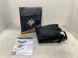 Lot 999  
            Marchington SR14 - Parcel Delivery Only 
                
TERMOSCUD TUCANO URBANO R223-X HONDA LEG COVER - ORIGINAL RRP £149: LOCATION - F5