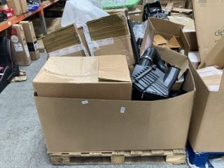 Lot 113  
            Marchington SR18 - Delivery or Collection 
                
PALLET OF ASSORTED HARDWARE ITEMS TO INCLUDE QTY OF ASSORTED NAILS: LOCATION - A6...