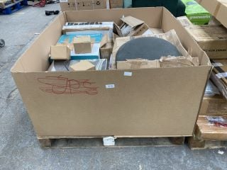 Lot 119  
            Marchington SR18 - Delivery or Collection 
                
PALLET OF ASSORTED HOUSEHOLD ITEMS TO INCLUDE CELLO 2 IN 1 AIR FRYER AND OVEN: LO...