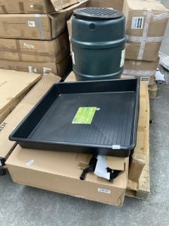 Lot 126  
            Marchington SR18 - Delivery or Collection 
                
PALLET OF ASSORTED GARDEN ITEMS TO INCLUDE KETER STORE IT OUT PRIME SHED IN GREY:...