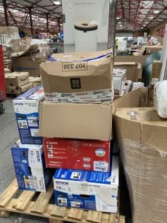 Lot 137  
            Marchington SR18 - Delivery or Collection 
                
PALLET OF ASSORTED HOUSEHOLD ITEMS TO INCLUDE BRABANTIA 60L LAUNDRY BIN WITH CORK...