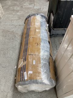 Lot 17  
            Marchington SR18 - Delivery or Collection 
                
DOUBLE MEMORY FOAM ROLLED MATTRESS IN WHITE - SIZE 135 X 190CM: LOCATION - A1