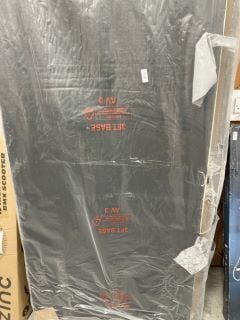 Lot 186  
            Marchington SR18 - Delivery or Collection 

                
CRUSHED VELVET PARTIAL DIVAN BED BASE IN SILVER: LOCATION - A6W