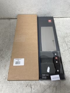 Lot 197  
            Marchington SR18 - Collection 

                
(COLLECTION ONLY) 2 X ZWILLING TWIN POLLUX CHINESE CHEF'S KNIVES - 185MM / 7" (18...