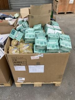 Lot 280  
            Marchington SR18 - Delivery or Collection 

                
PALLET OF ASSORTED BIRD SEED MIXES TO ALSO INCLUDE SCRUMBLES CLASSIC PATE SELECTI...
